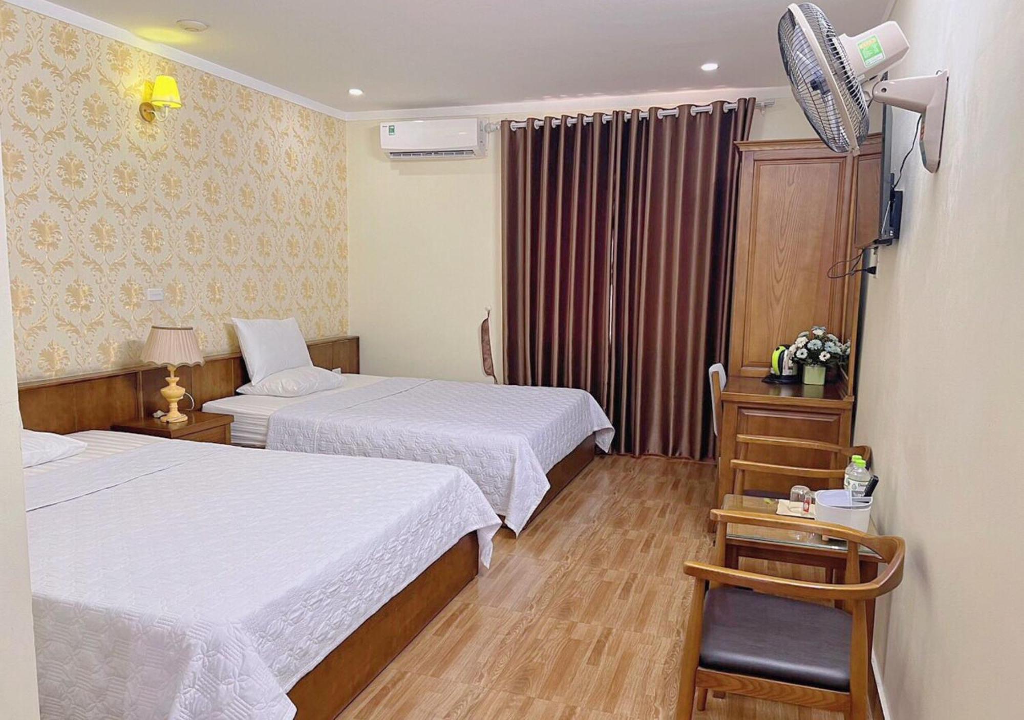 Thu Ha Hotel Uong Bi Luaran gambar